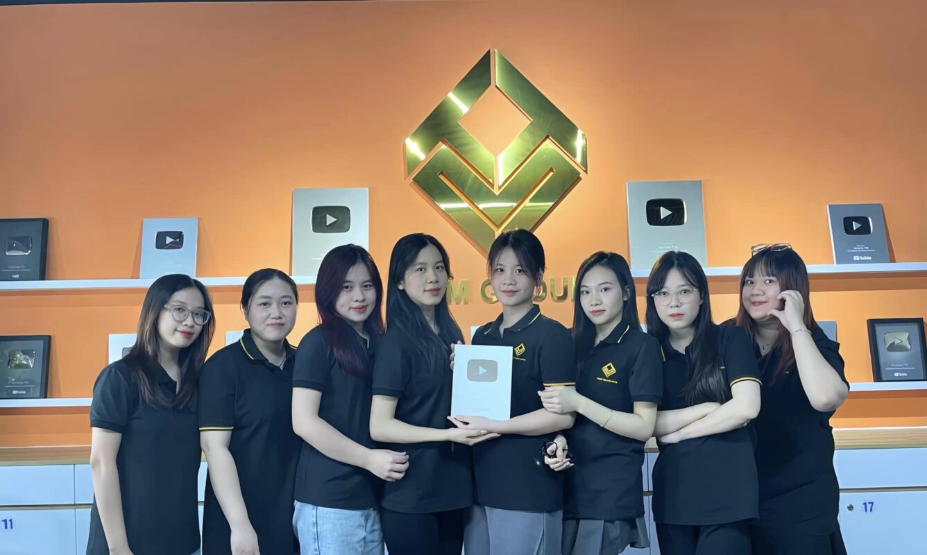 Giới Thiệu Học Viện YouTube – Giải Pháp Toàn Diện Cho Nhà Sáng Tạo Nội Dung 4 Đội ngũ nhân sự giỏi, có kinh nghiệm thực chiến lâu năm