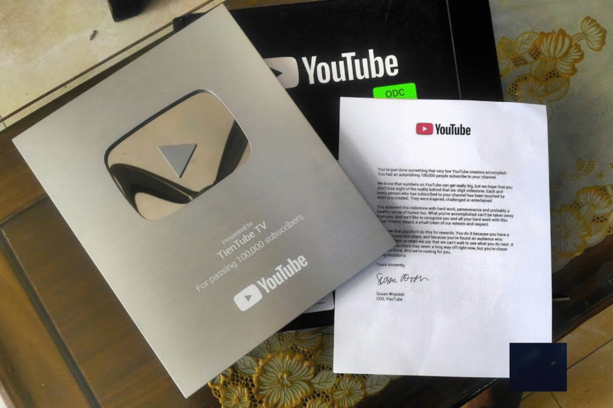 Nút Bạc Youtube Là Gì?