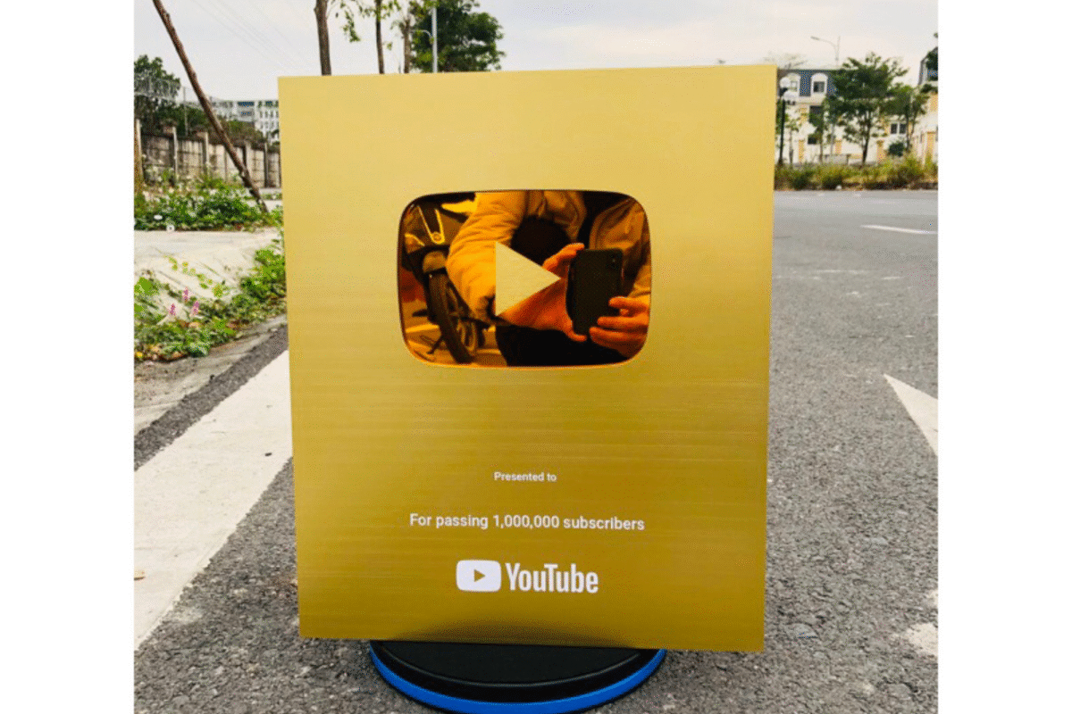 Nút Vàng YouTube Là Gì?